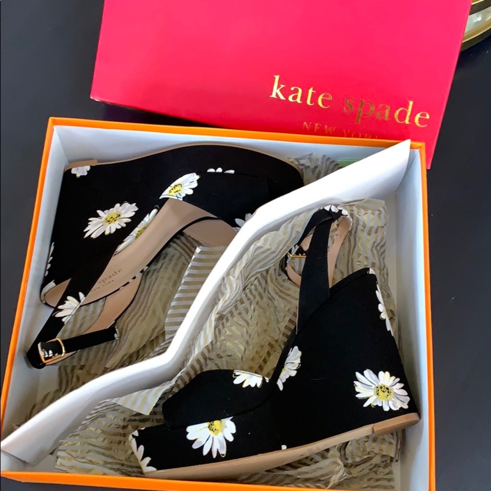Brand New Kate Spade Dellie Wedge Sandals